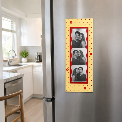 Buttercup Magnetic Digital Photobooth Frame